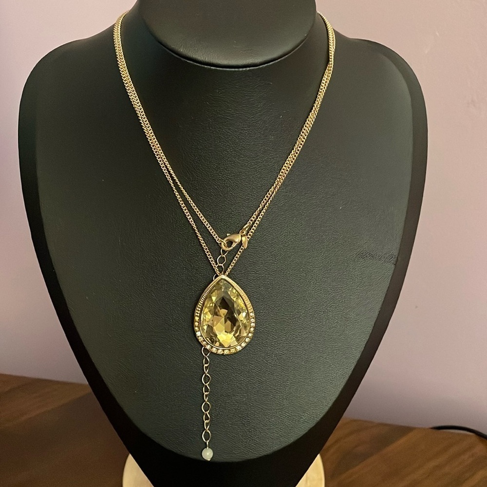 Gold Tone Teardrop Long Necklace